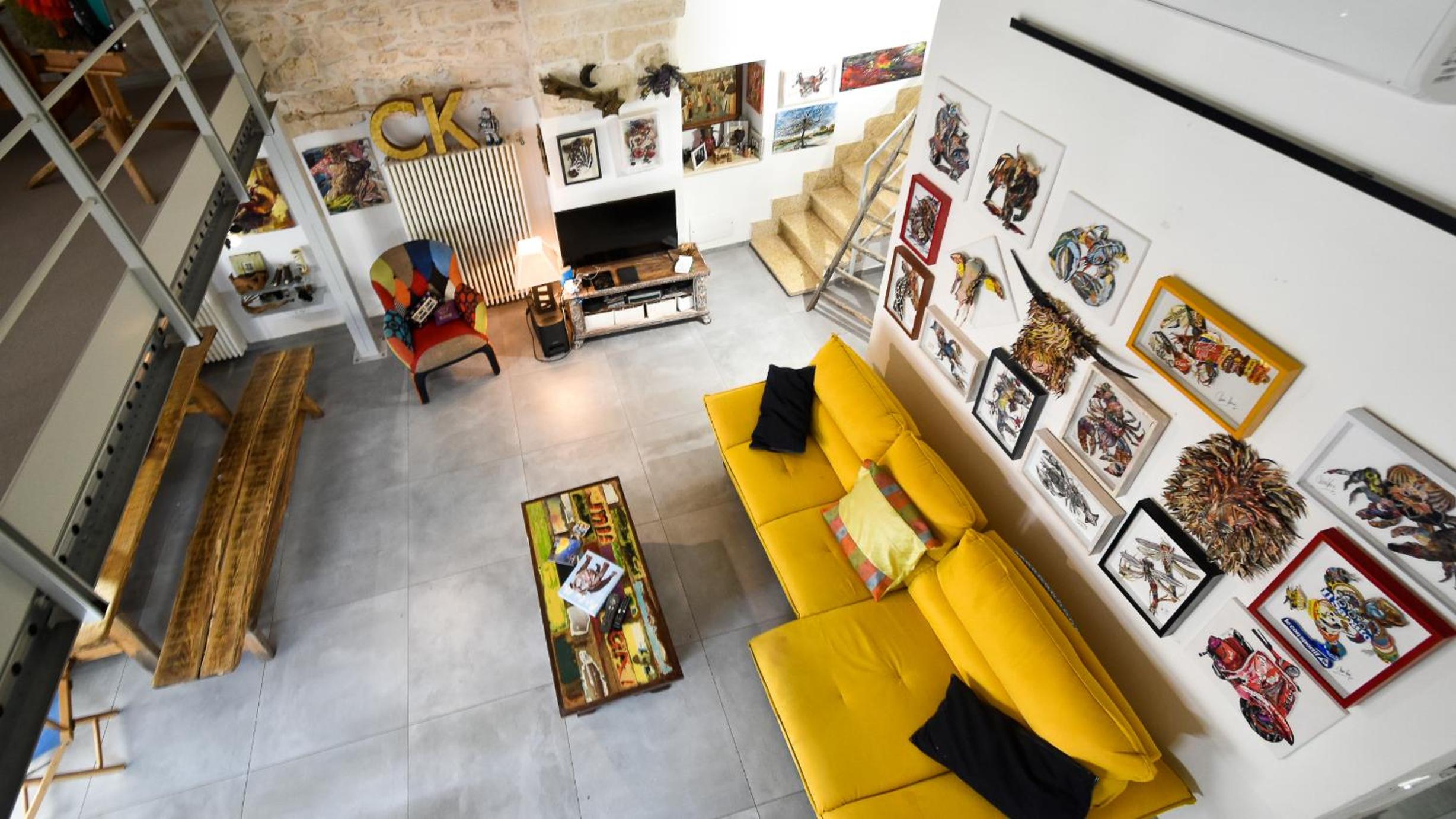 lounge
