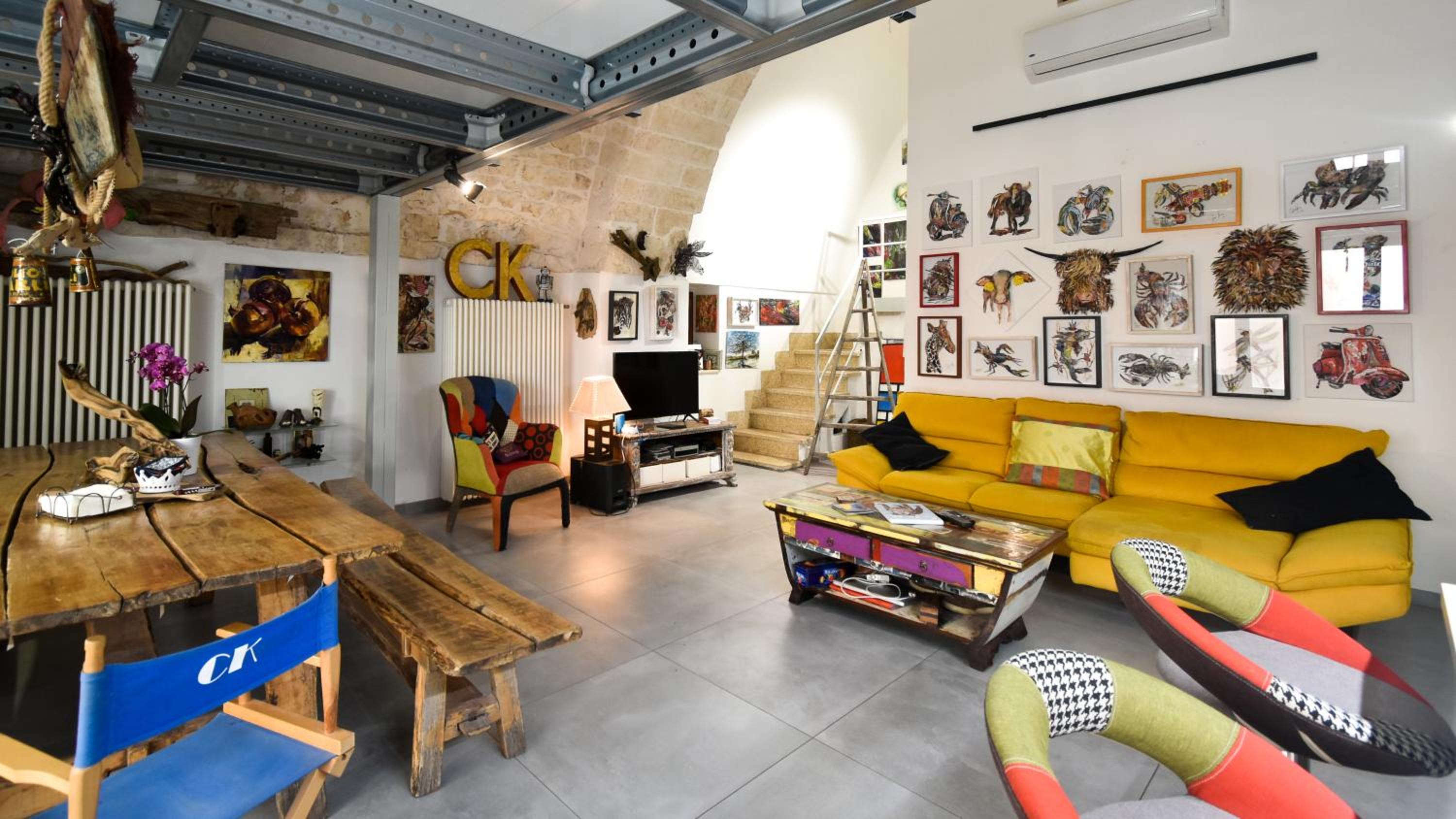lounge