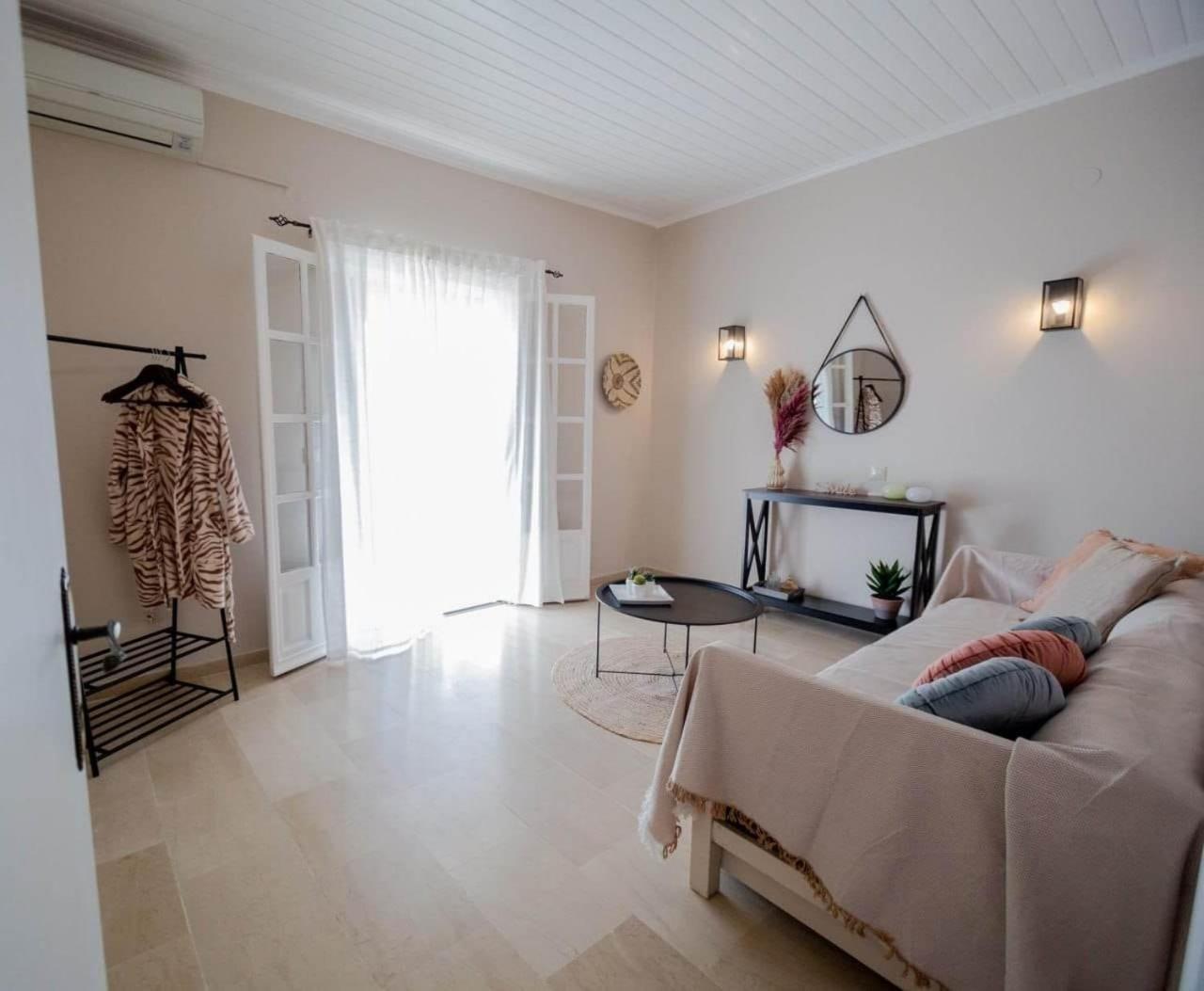 Armonia Apartments