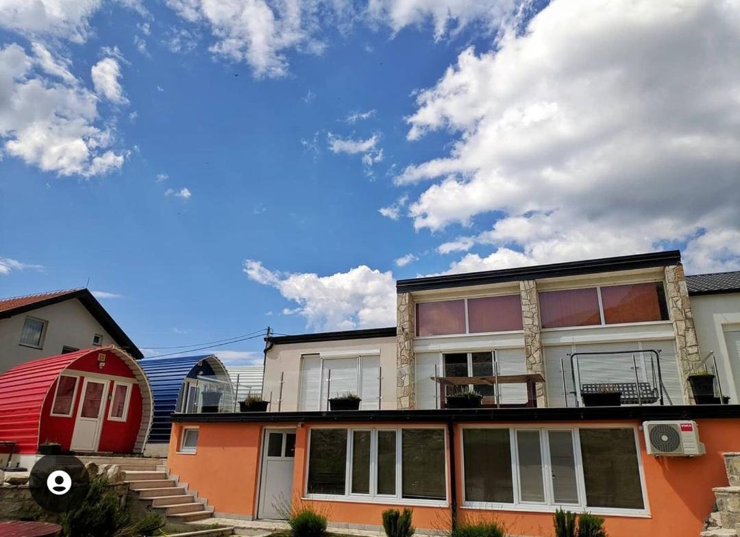Villa Lyra