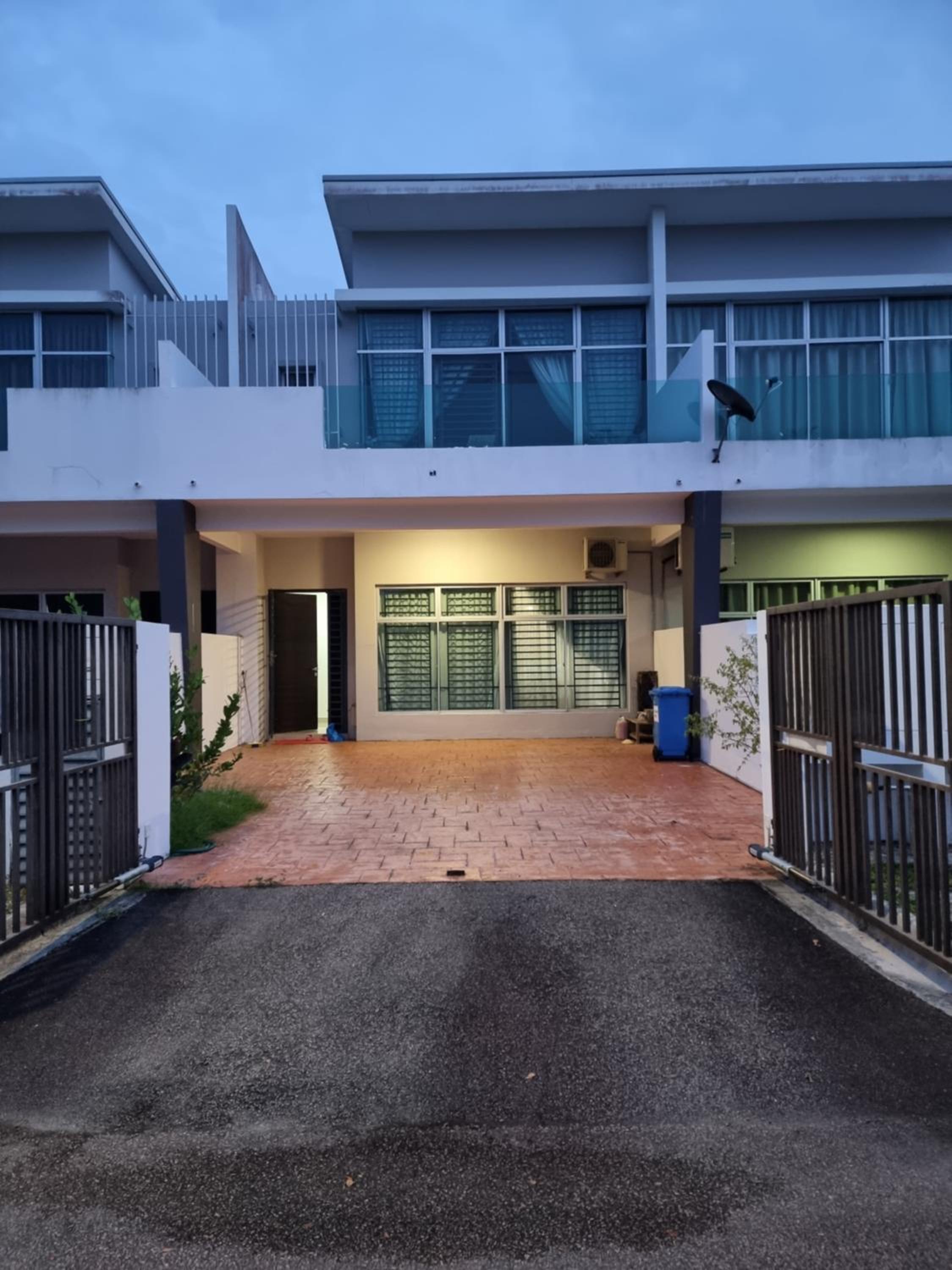 Michelle Escadia Homestay 3, 4 bedrooms unit photo 6