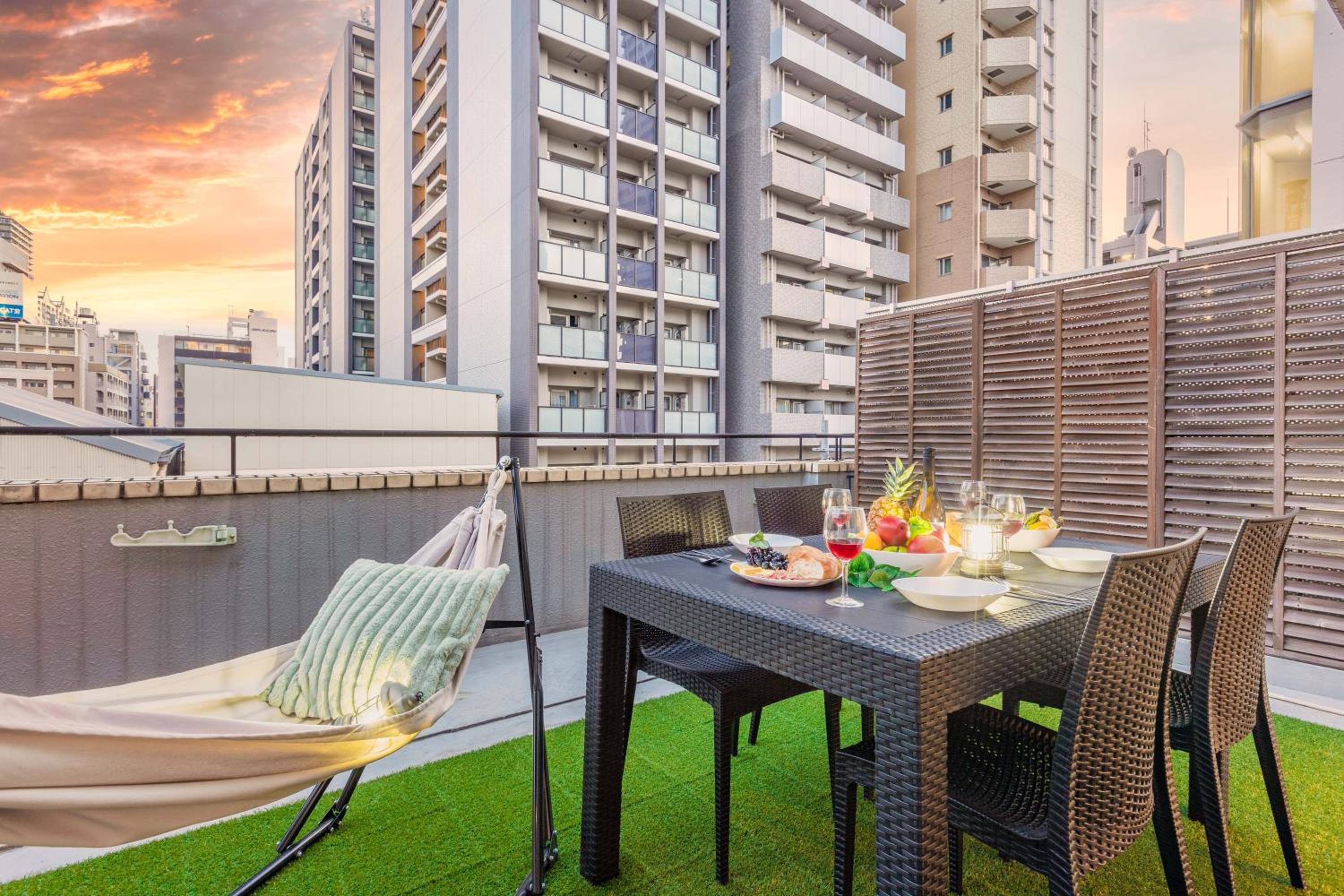 balance & terrace