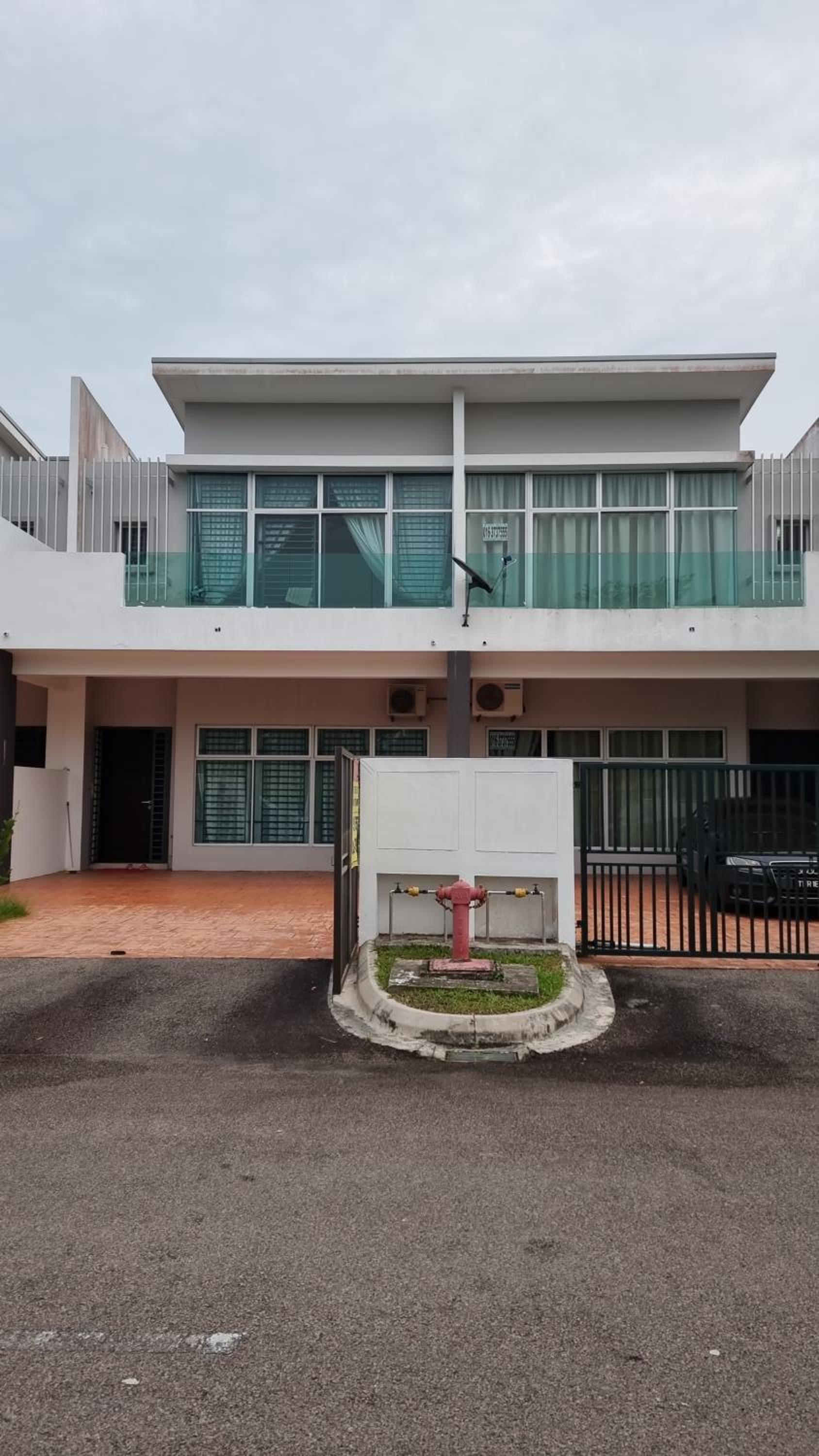 Michelle Escadia Homestay 3, 4 bedrooms unit photo 4