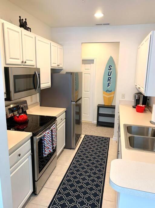 Beach perfect getaway 2 bedroom apartment view 5