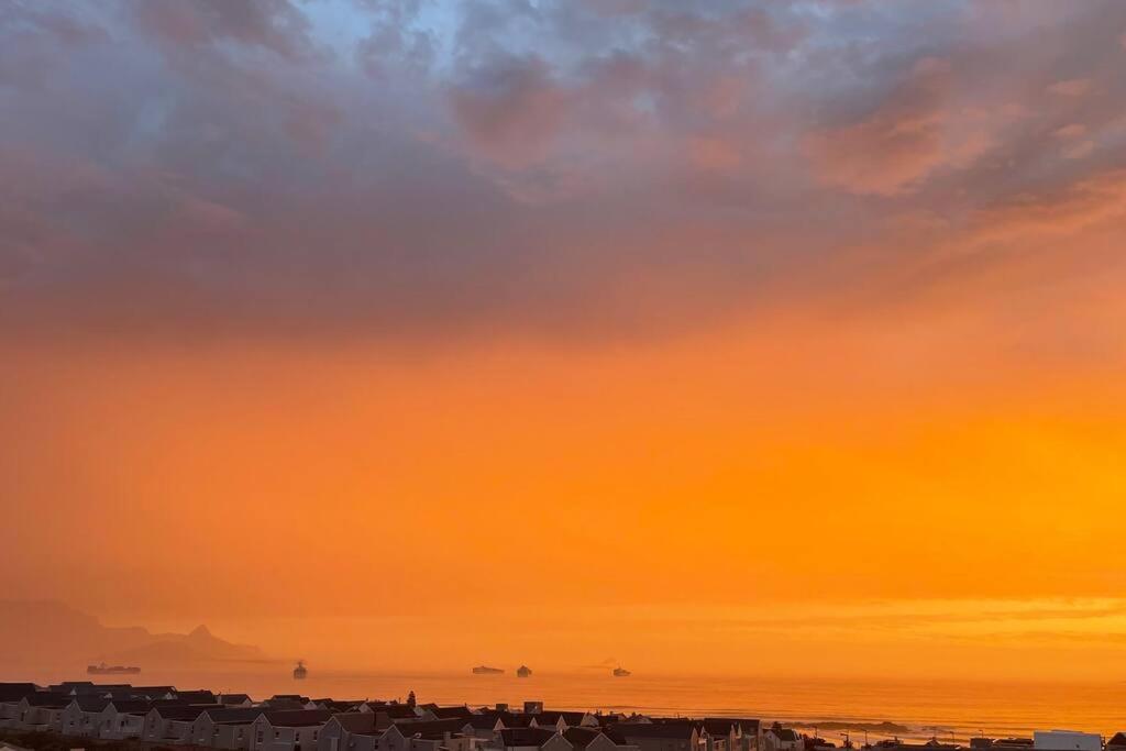 Golden Horizon Penthouse view 2