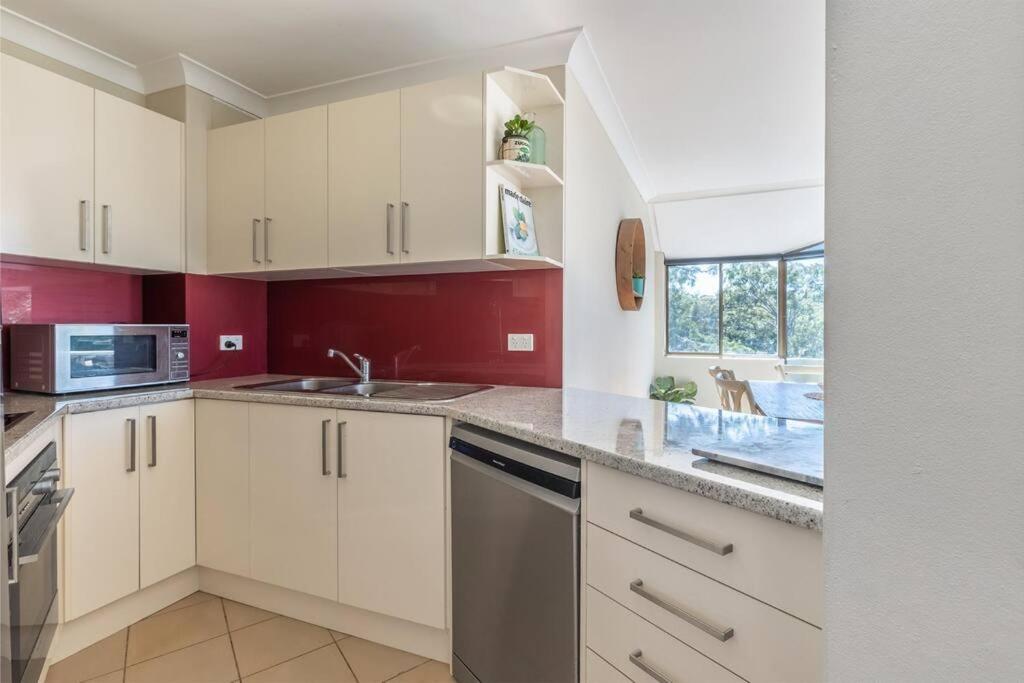 Tranquil Escape - Koala Hotspot - 2 Bed 2 Bath Apt Spectacular Sea Views