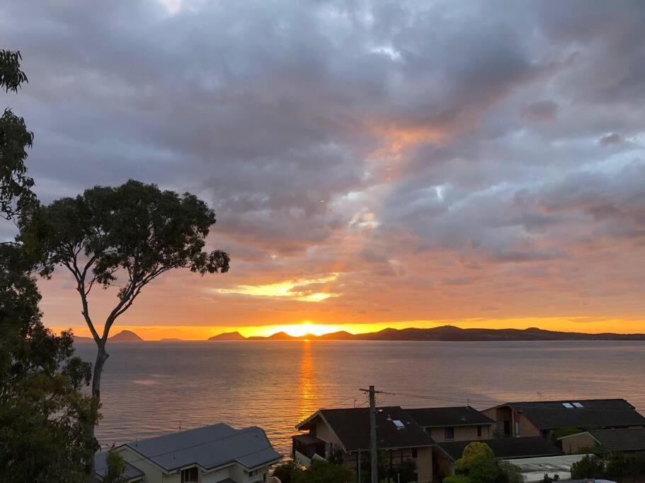 Tranquil Escape - Koala Hotspot - 2 Bed 2 Bath Apt Spectacular Sea Views