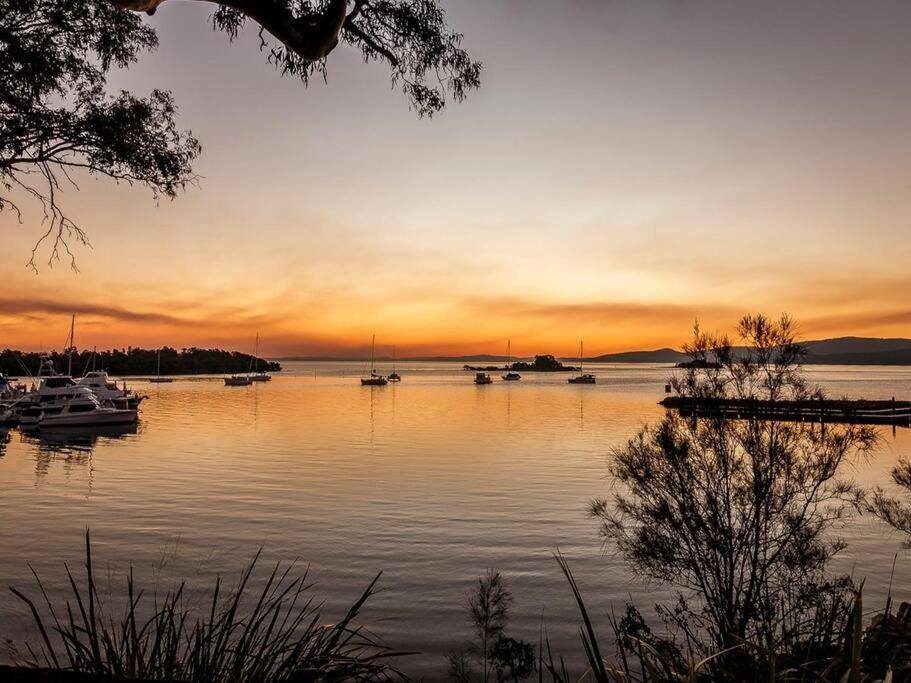Tranquil Escape - Koala Hotspot - 2 Bed 2 Bath Apt Spectacular Sea Views