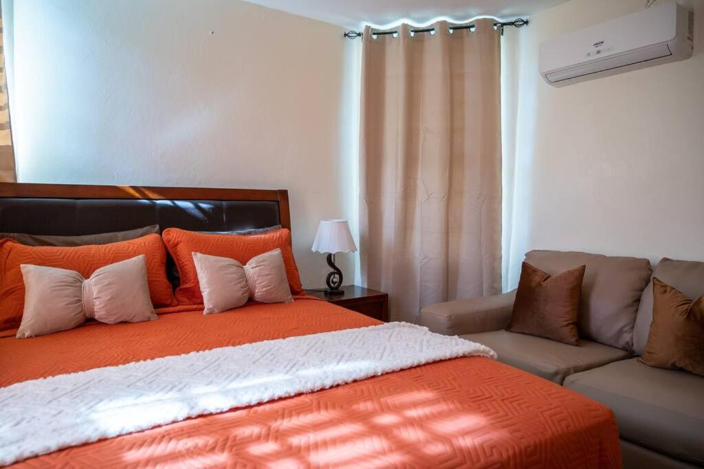 Cozy Apartment w/Ocean View, Pool & Beach Access view 2