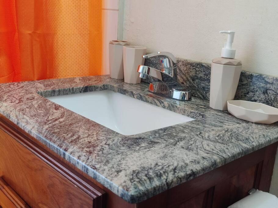 Cozy Apartment w/Ocean View, Pool & Beach Access view 4