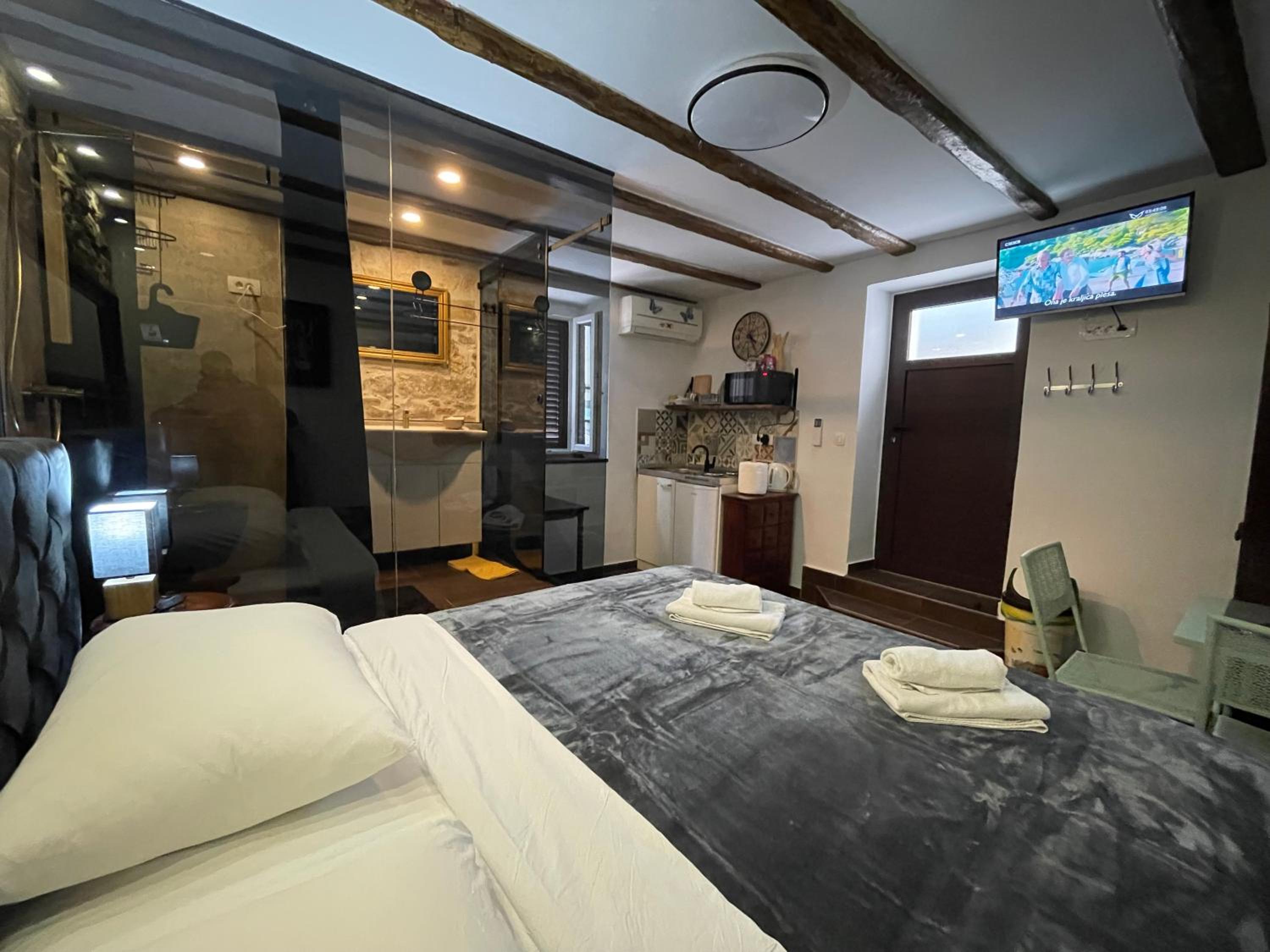 Tequila Apartments — photo 10