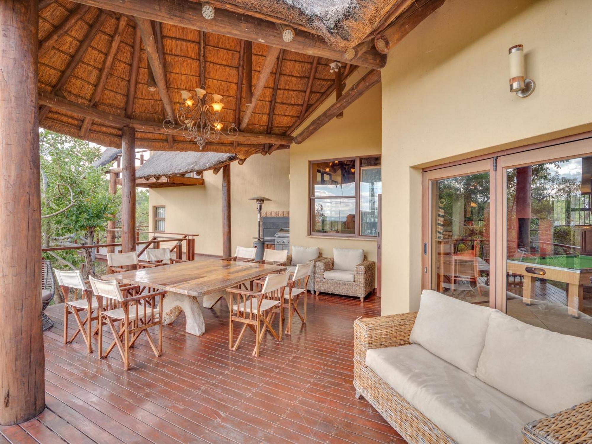 State of the Art Luxury Villa 210 view 5