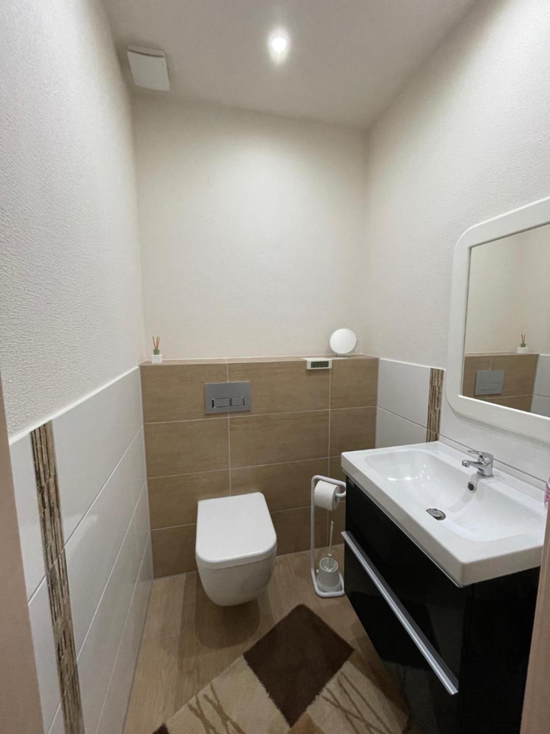 MR Ferienwohnung - Wohnung Borsum - Property Image 10
