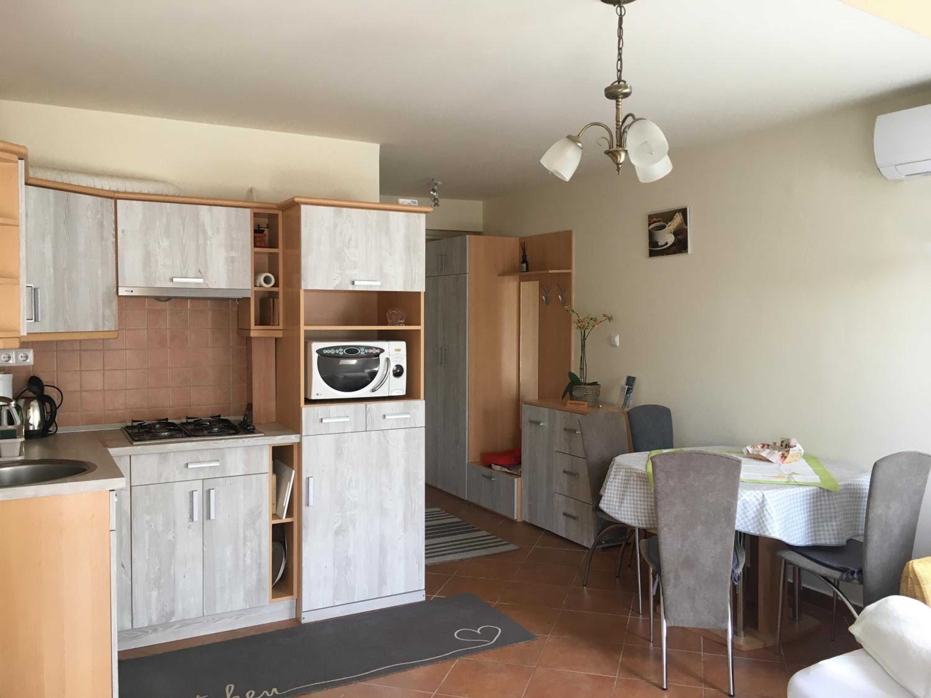 Jázmin Deluxe Apartman view 3
