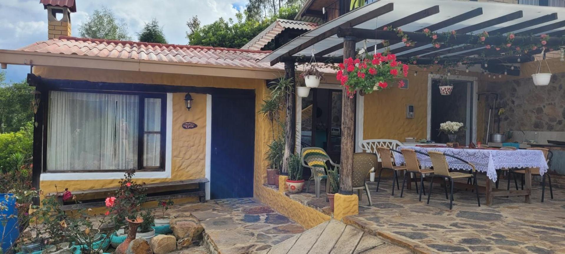 La Rosaleda - Hermosa finca, vista al lago, bosque privado y BBQ