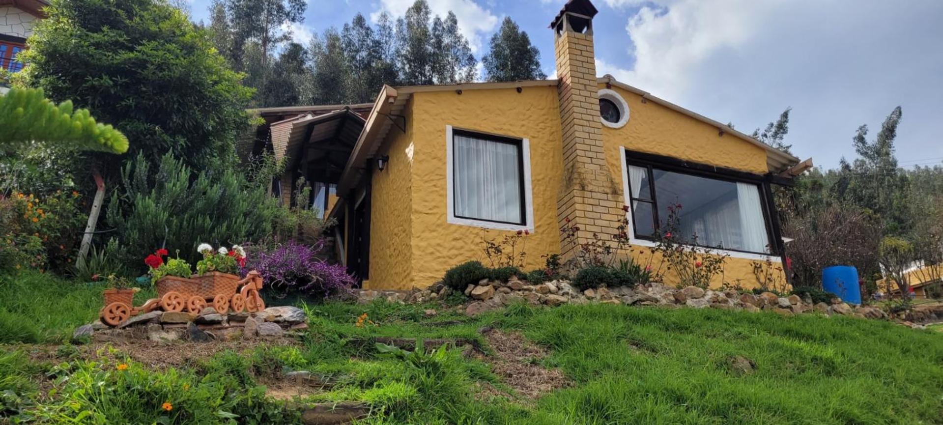 La Rosaleda - Hermosa finca, vista al lago, bosque privado y BBQ