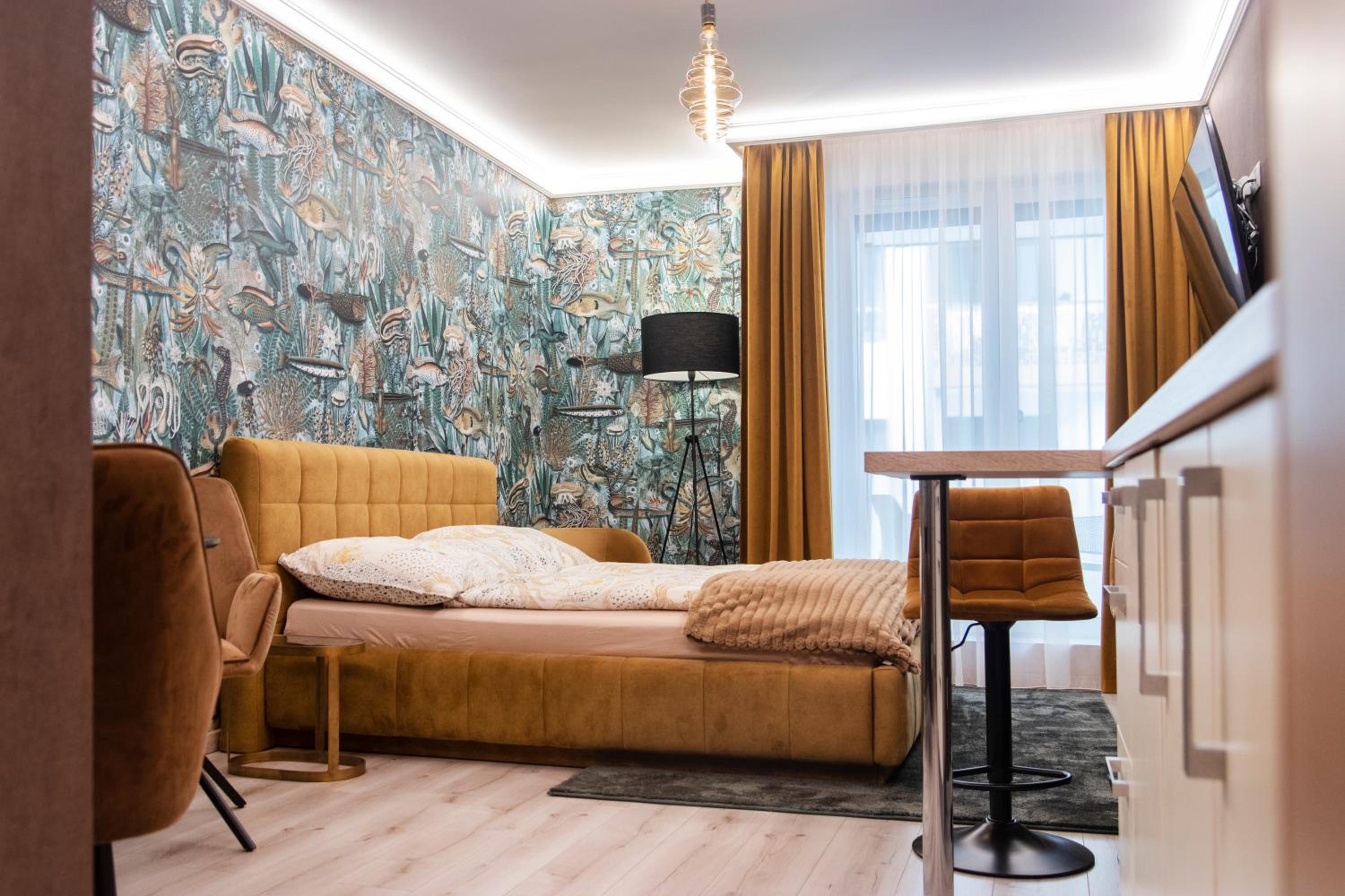 Grand Suites Central