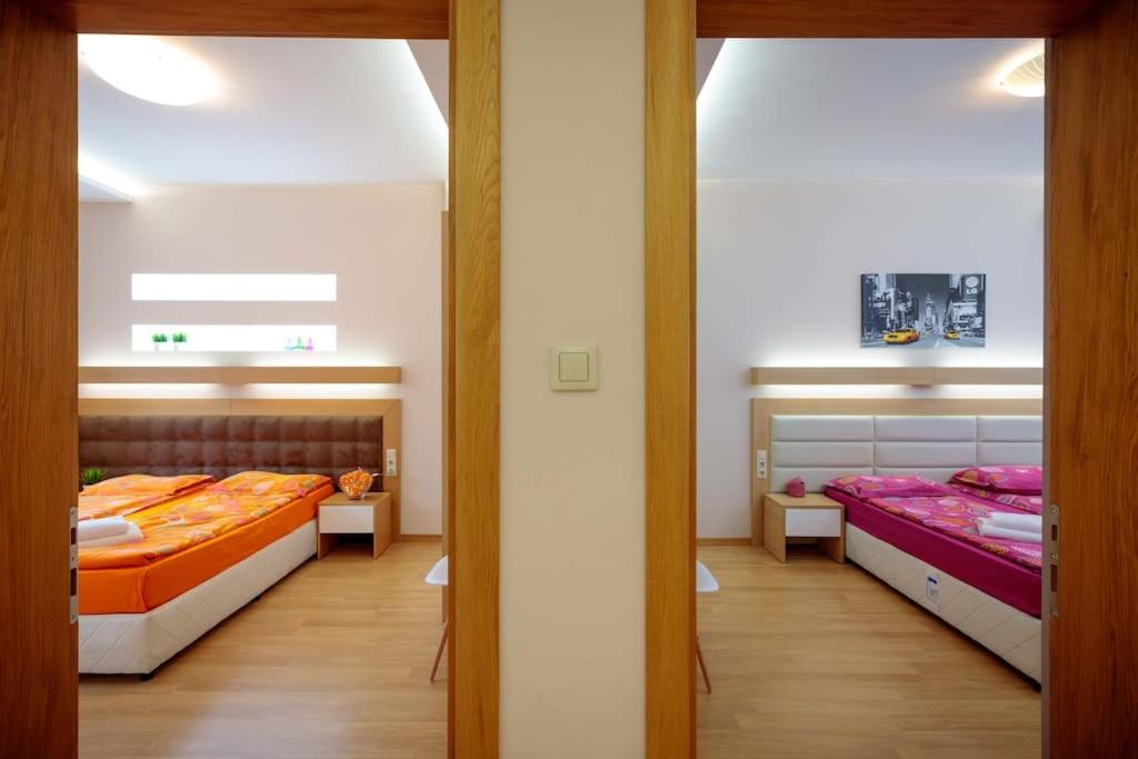 Hight Tech super center apartment