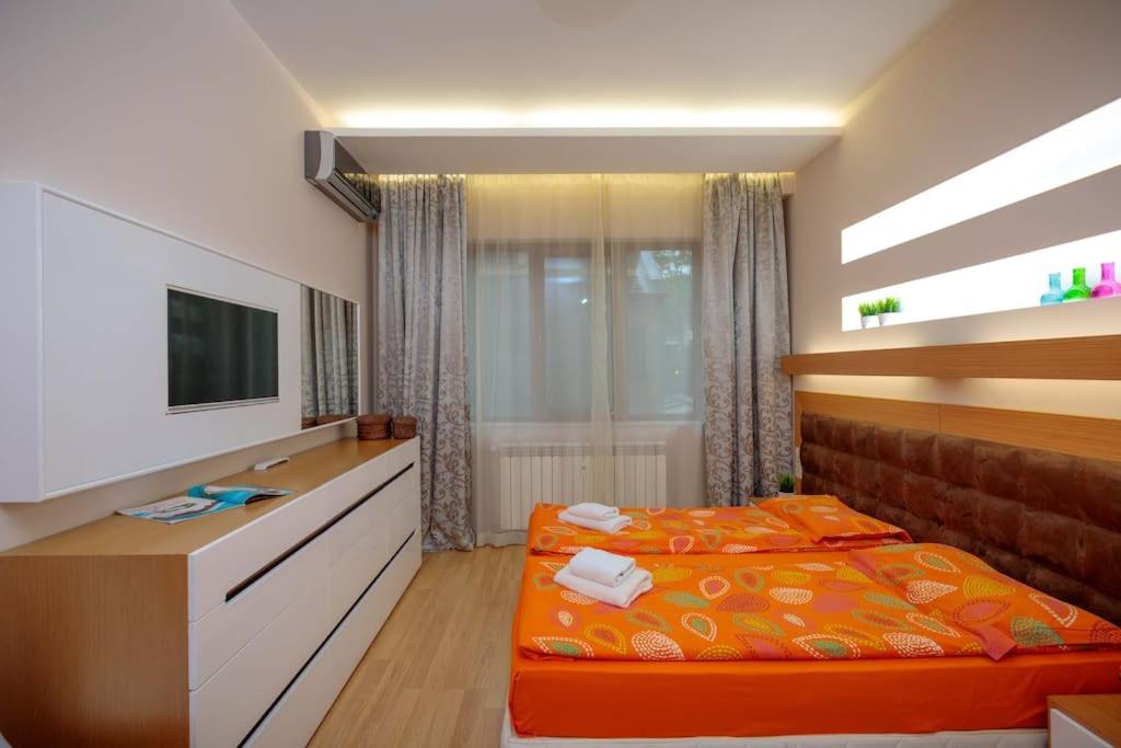 Hight Tech super center apartment
