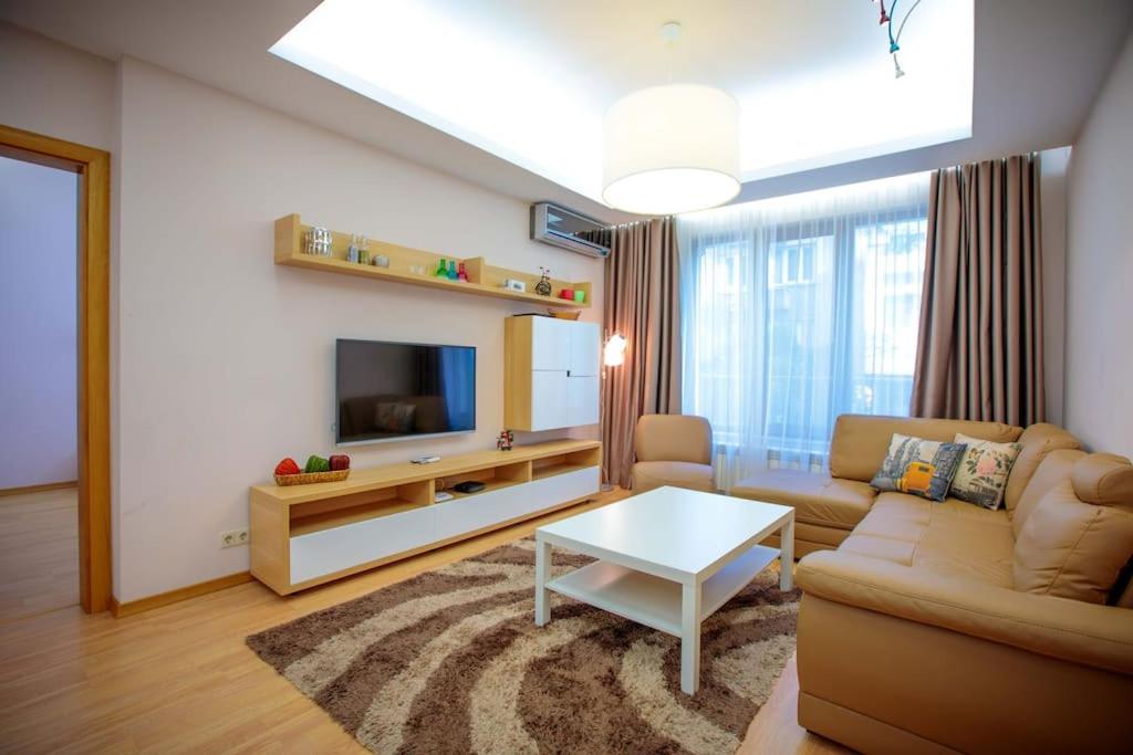 Hight Tech super center apartment