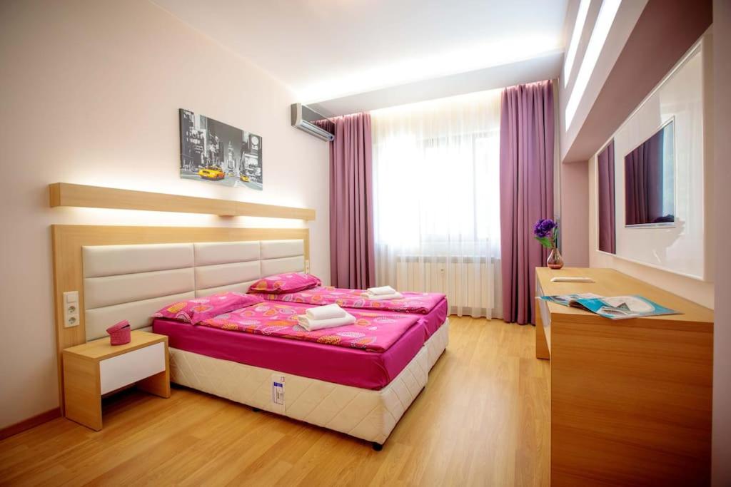 Hight Tech super center apartment