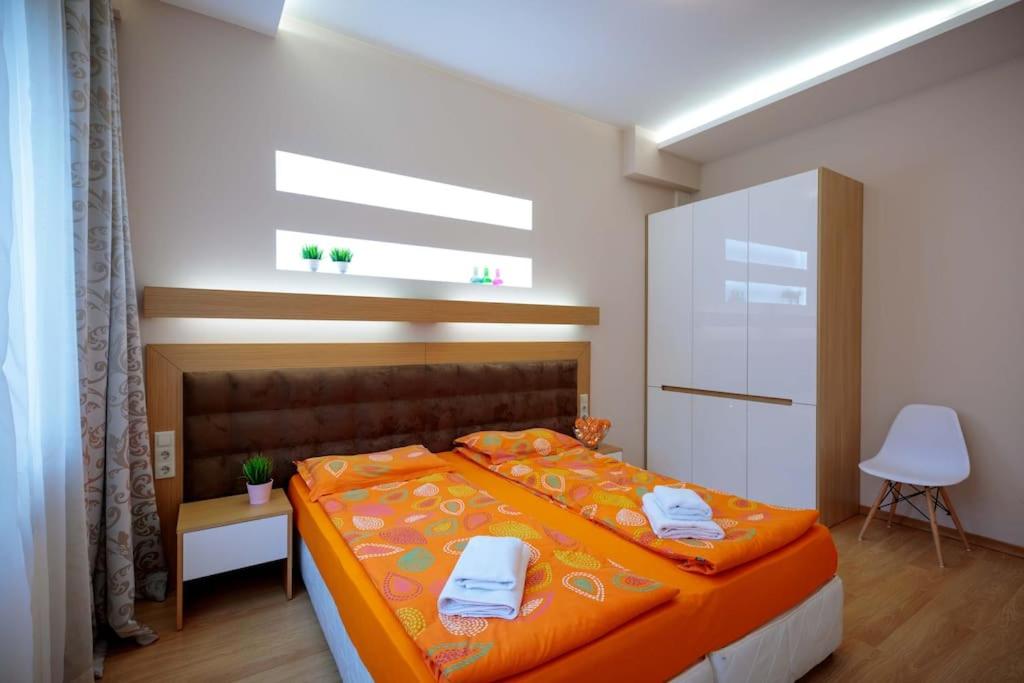 Hight Tech super center apartment