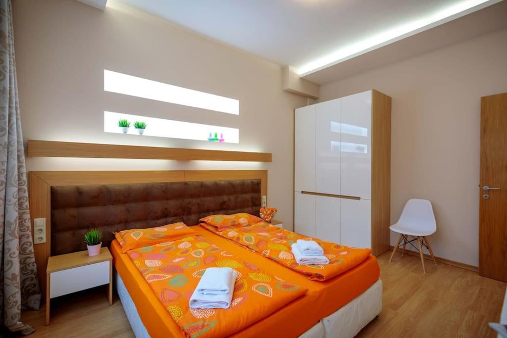 Hight Tech super center apartment