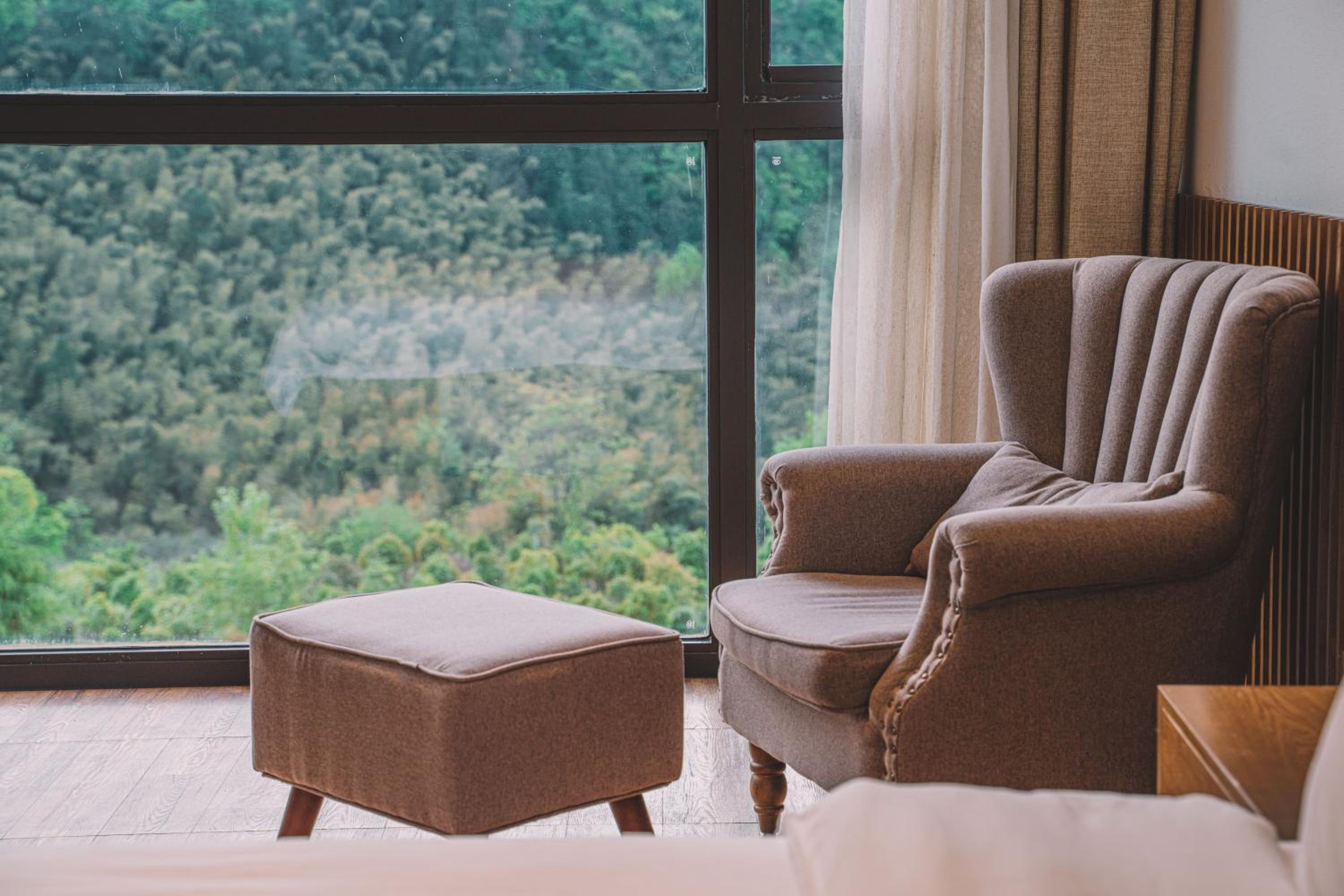 Zhangjiajie National Park Nvue Resorts