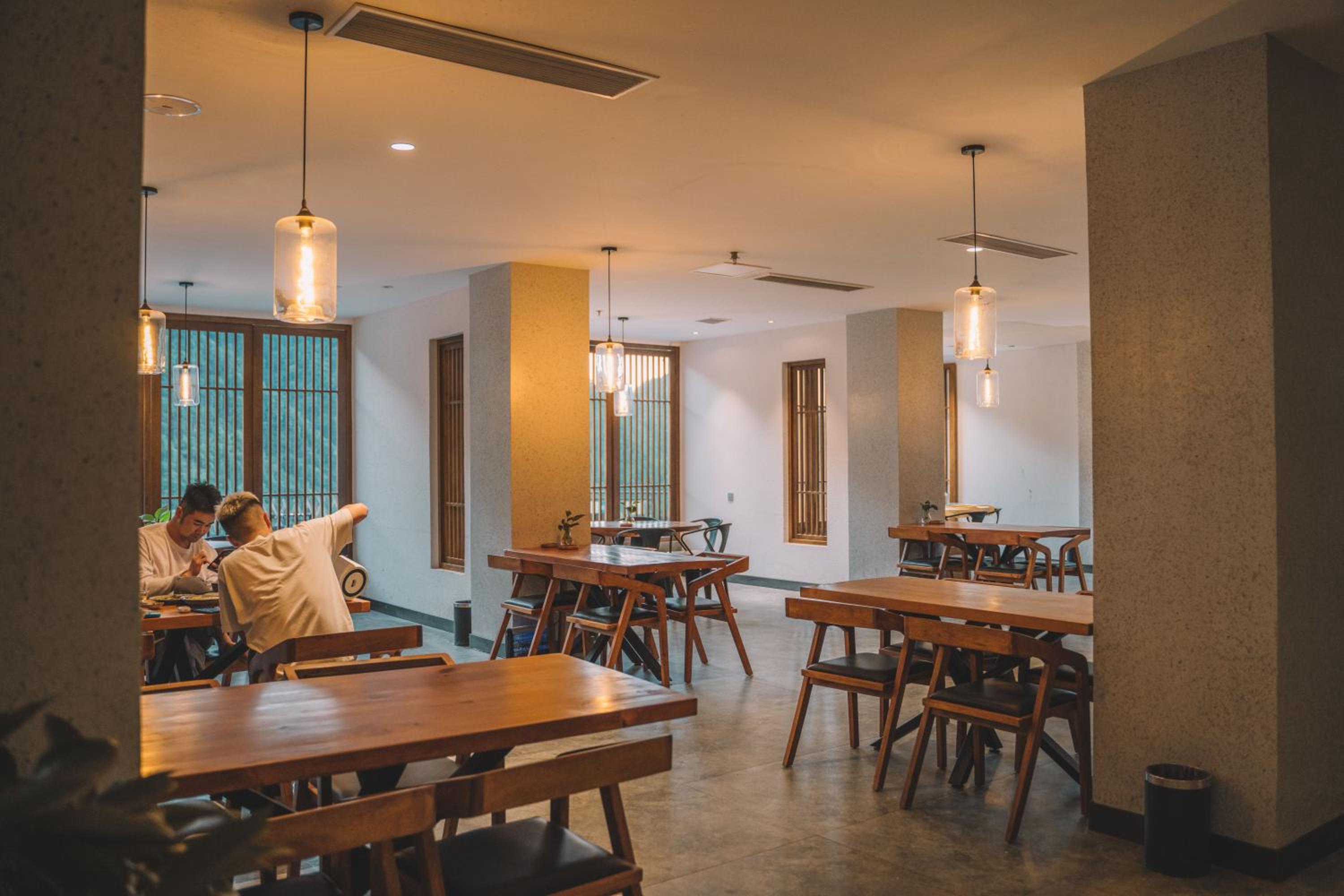 Zhangjiajie National Park Nvue Resorts