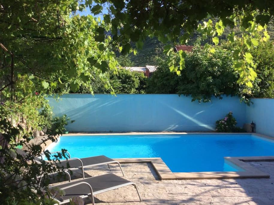 Lovely house with swimming pool