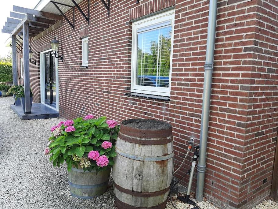 Gastehuis Madiba met privé zwembad en jacuzzi