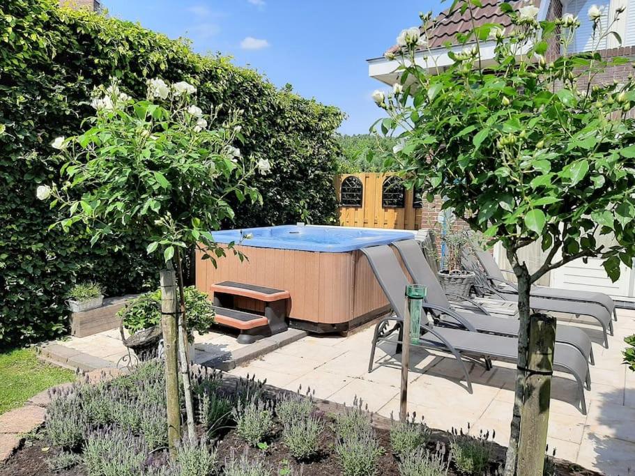 Gastehuis Madiba met privé zwembad en jacuzzi