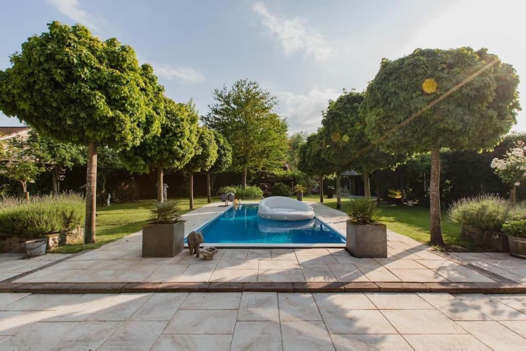 Gastehuis Madiba met privé zwembad en jacuzzi
