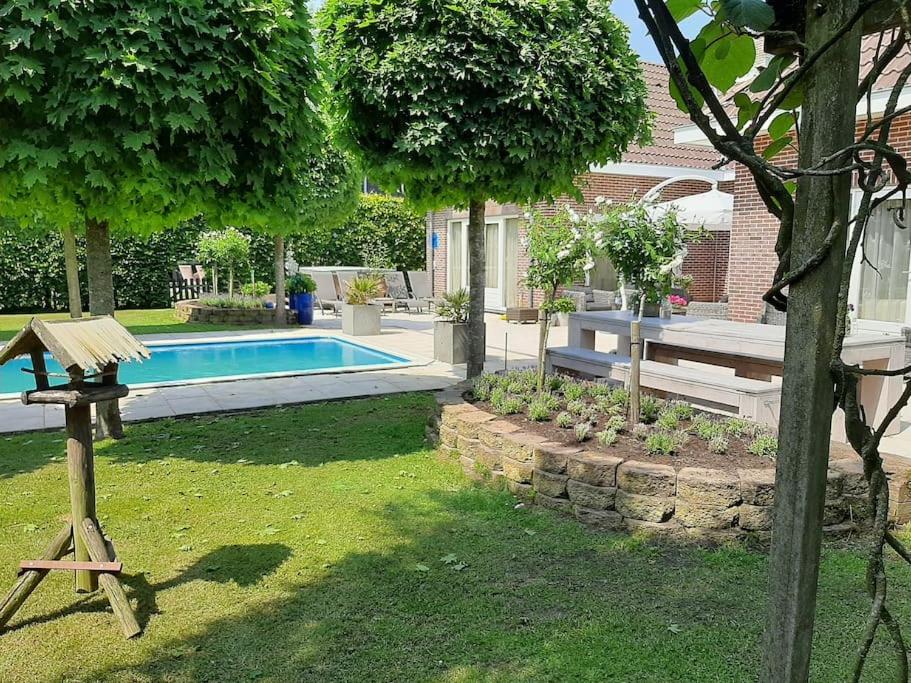 Gastehuis Madiba met privé zwembad en jacuzzi