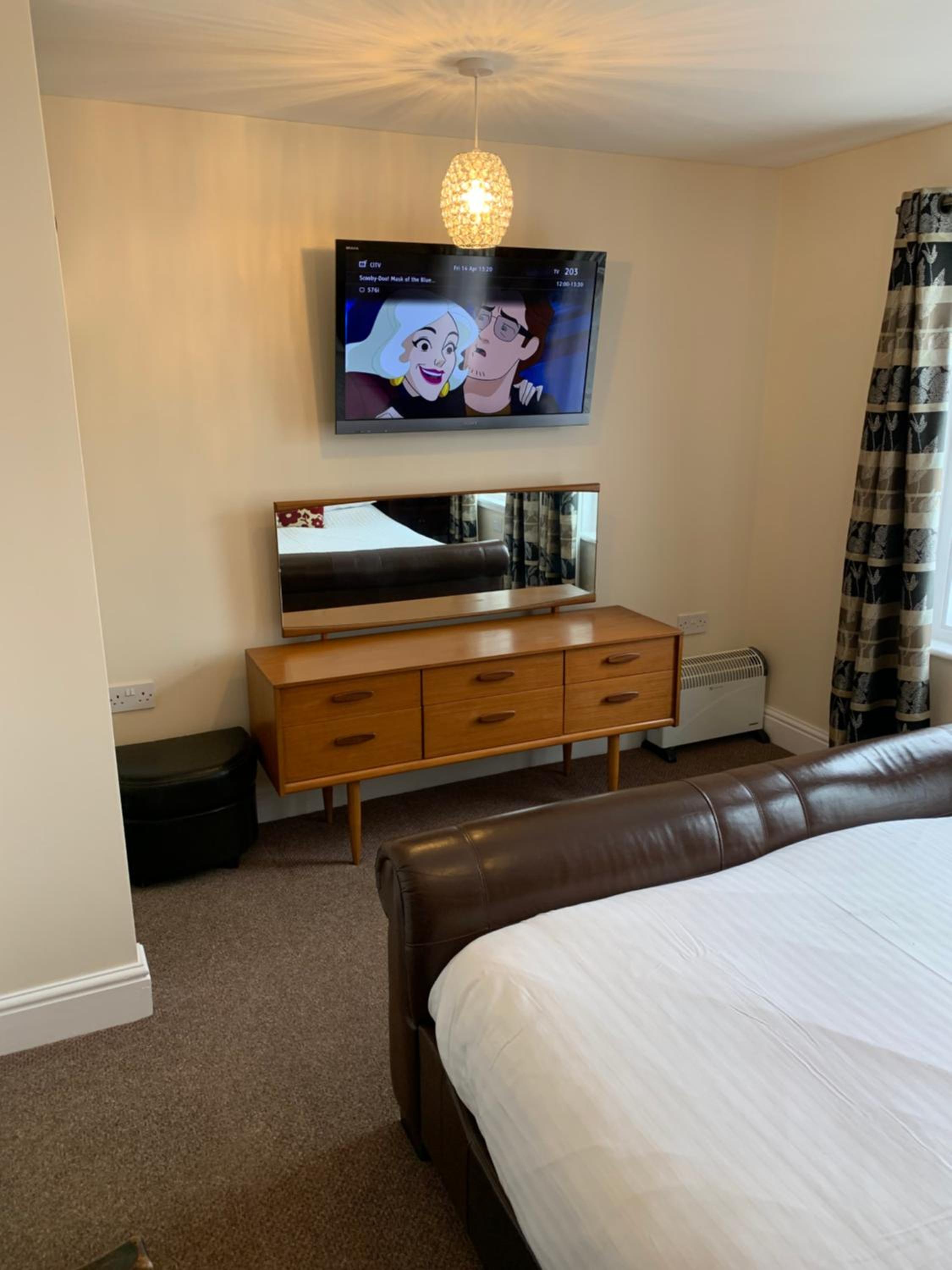 delamere holiday apartments
