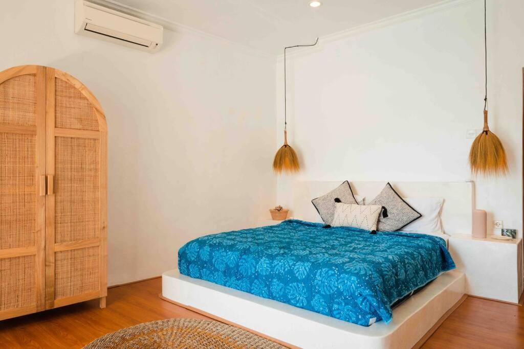 Villa Matahari Cosy&stylish 3BR private villa 10mins to Finns Beach view 2