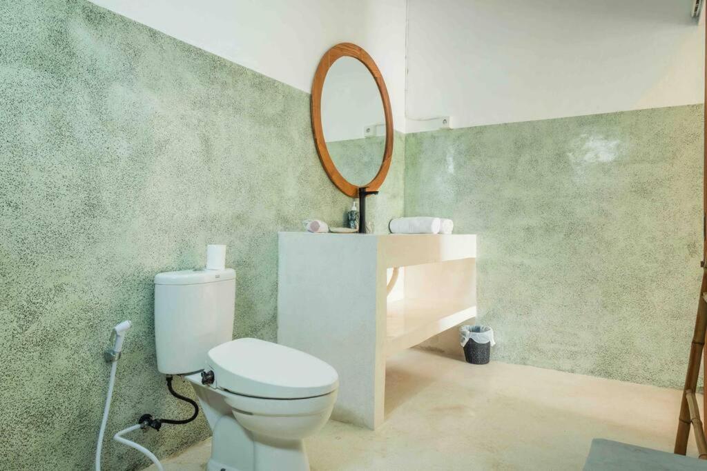 Villa Matahari Cosy&stylish 3BR private villa 10mins to Finns Beach view 3