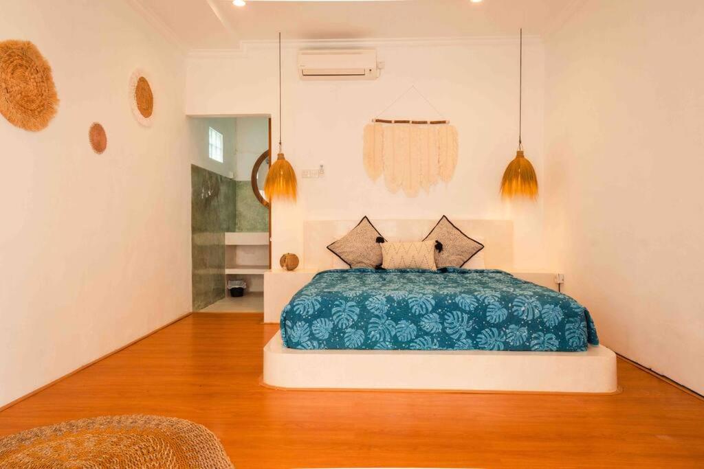Villa Matahari Cosy&stylish 3BR private villa 10mins to Finns Beach view 5