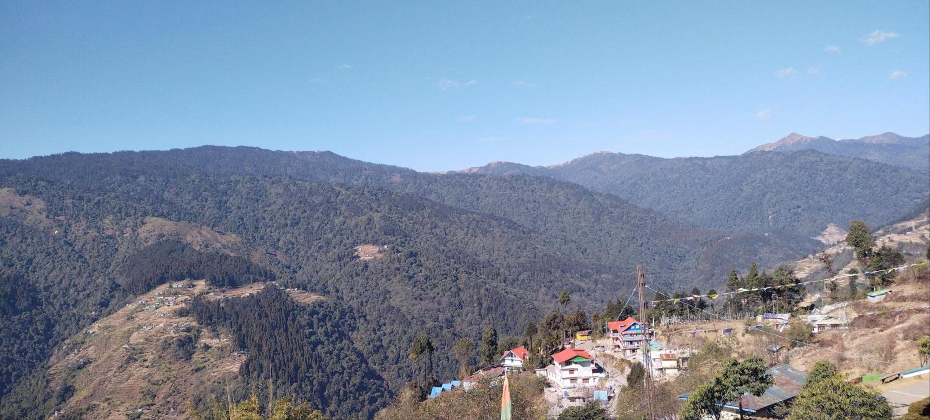 Lali Gurash Homestay - Okhrey view 5