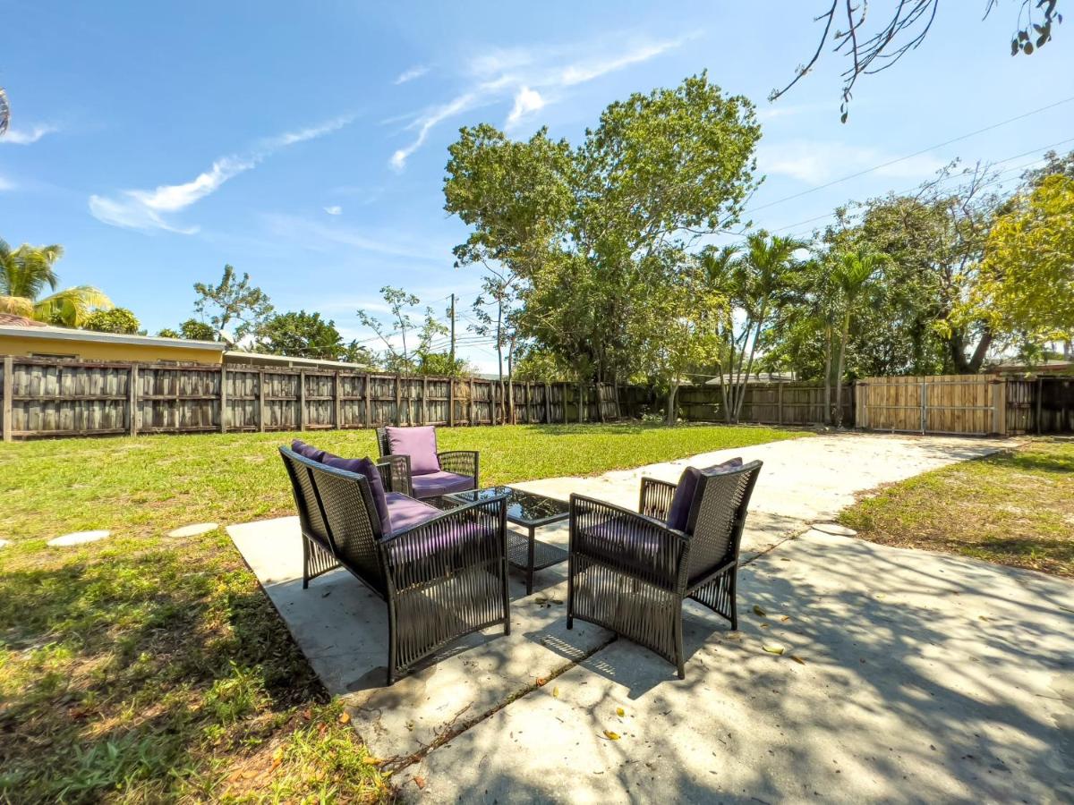 Sunny-Side Up Cozy and Central Home with Parking view 4