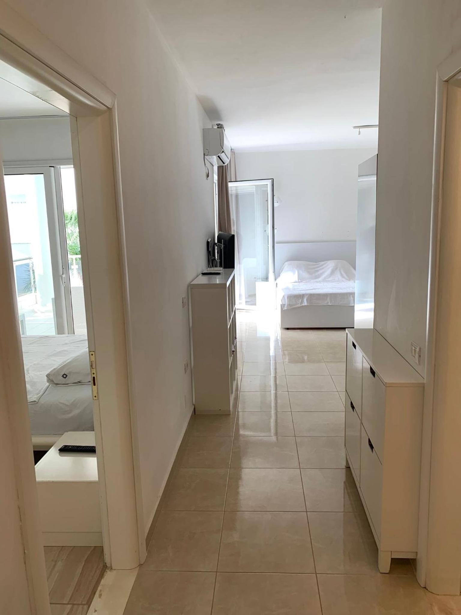 Loli Apartment Luxury white Residence