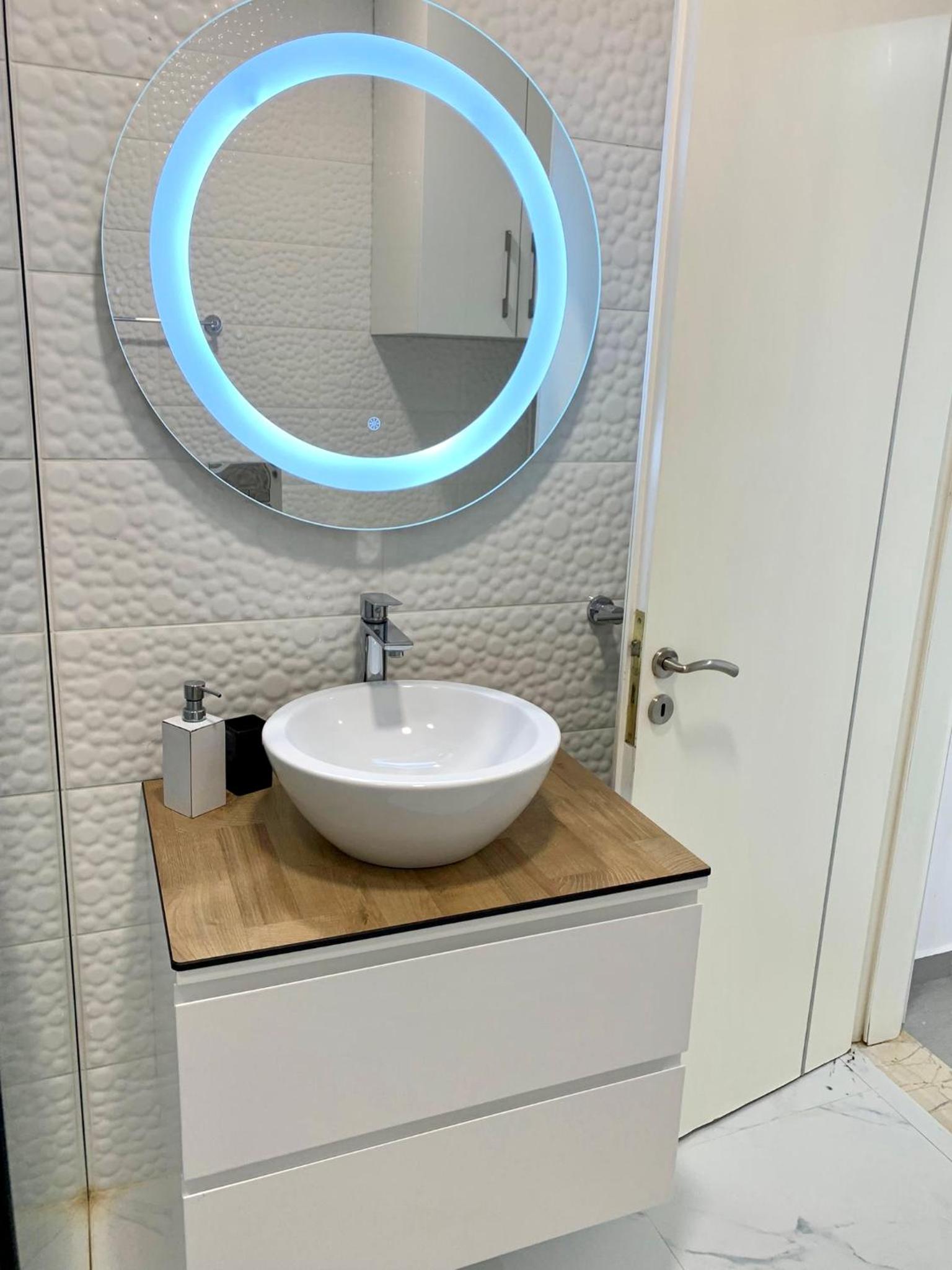 Loli Apartment Luxury white Residence