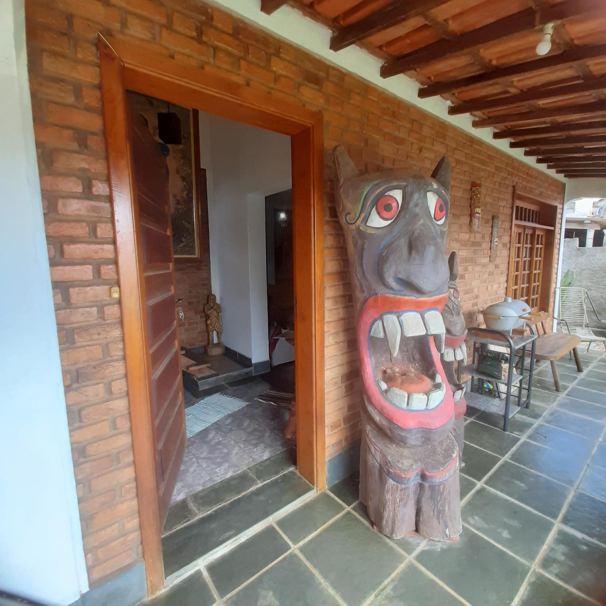 Casa para Aluguel de Temporada em Carrancas MG - Casa do Artista