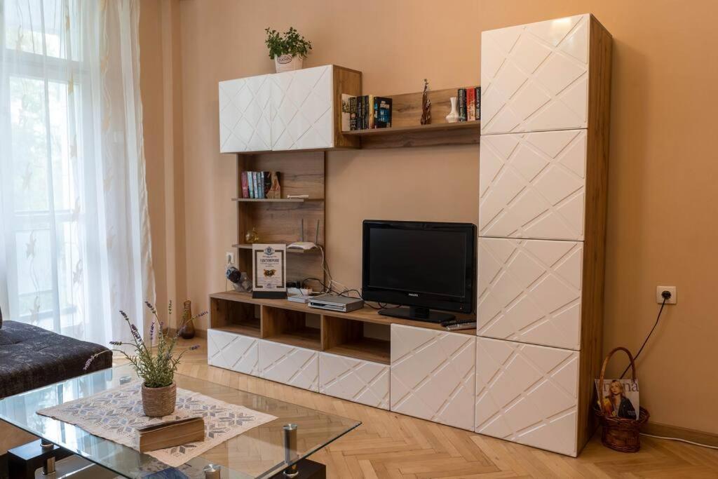 Marvelous Riverside Flat