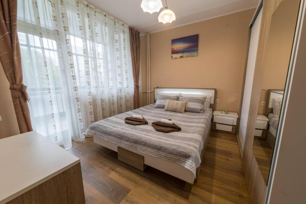 Marvelous Riverside Flat