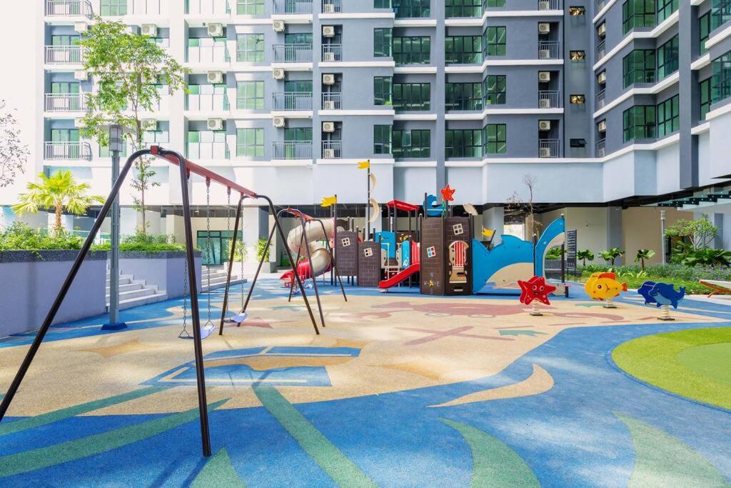 Cozy House Majestic Maxim Cheras Connaught 夜市中文房东