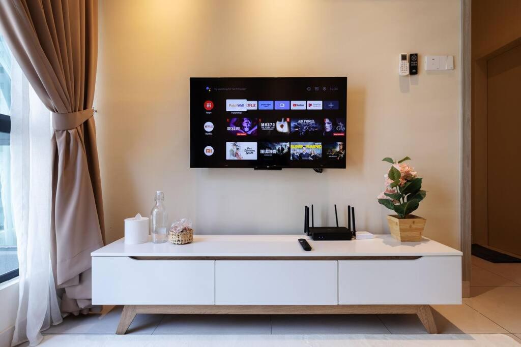Cozy House Majestic Maxim Cheras Connaught 夜市中文房东