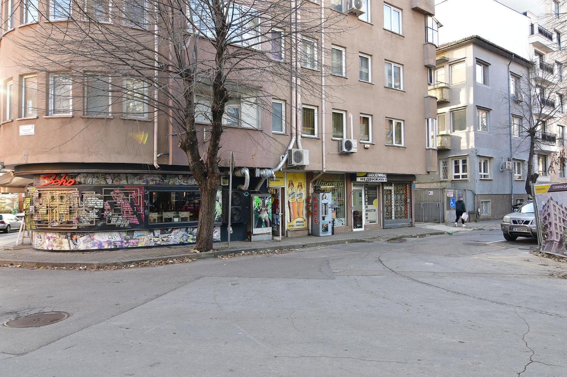Budget 1BR flat downtown Varna