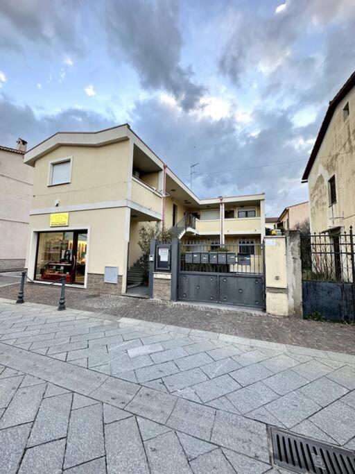 Appartamento al centro di Pula view 2