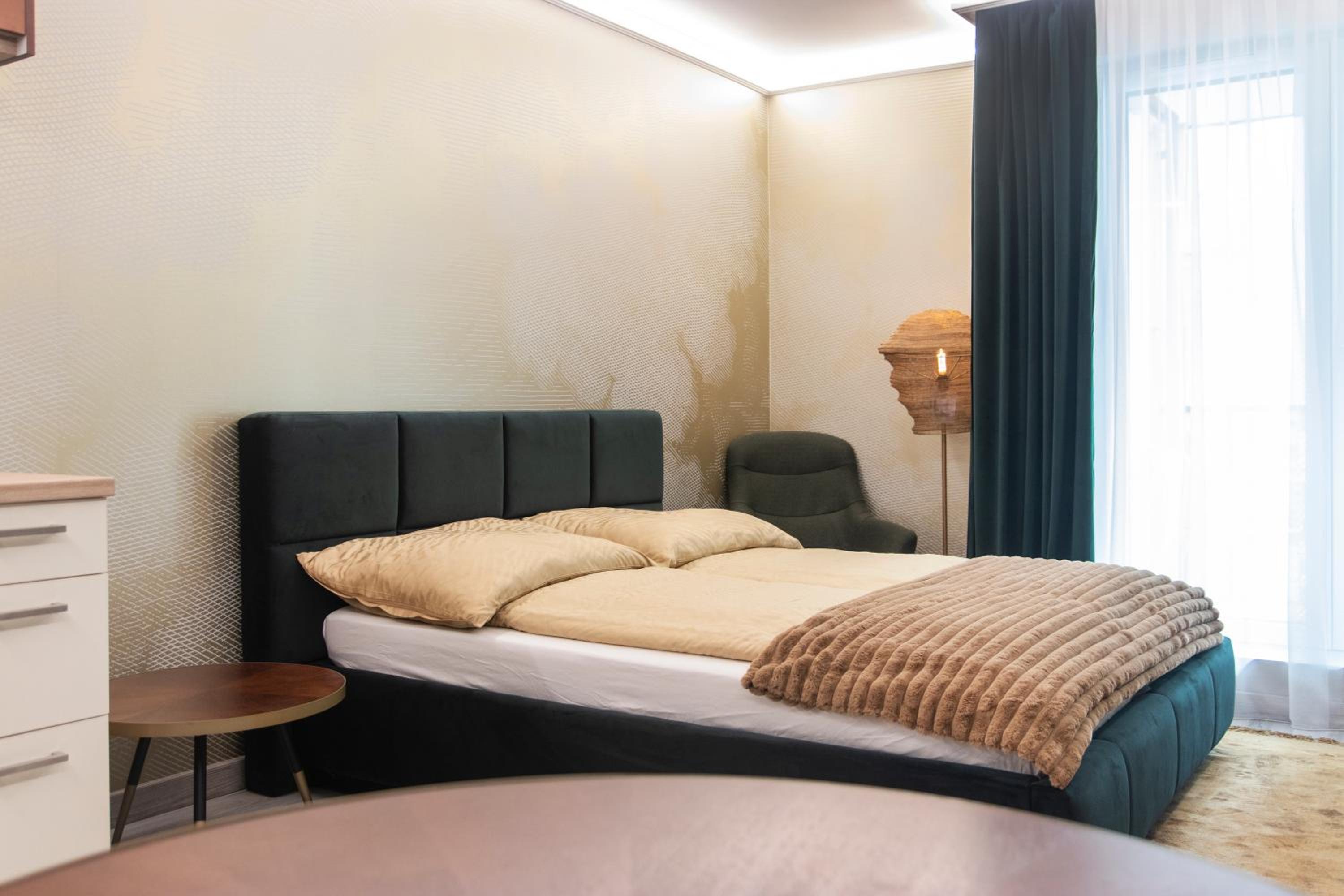 Grand Suites Central